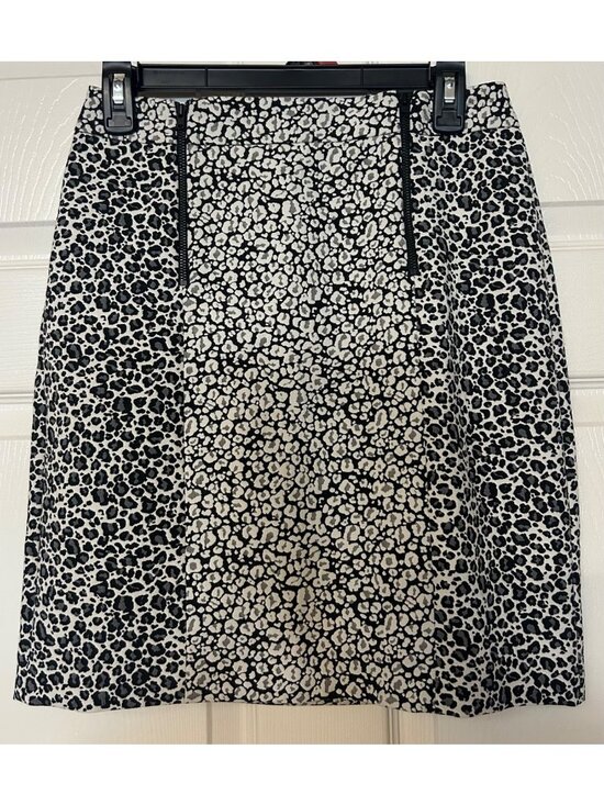 Ann Taylor Dresses & Skirts - Ann Taylor Black White Leopard Print Pencil Skirt Sz 2 NWT Office Chic Career